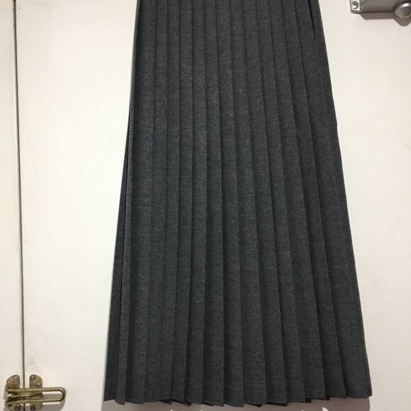NEW VINTAGE RALPH LAUREN WOOL PLEATED SKIRTS SIZE 8 - Picture 3 of 8